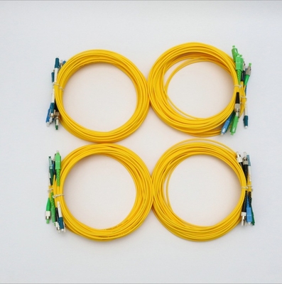 SC-SC Patch Cord 3m Länge ≤0,3 dB Einsetzungsverlust geeignet für Umgebungen bei -40-70°C